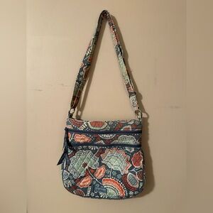 Vera Bradley cross body bag.